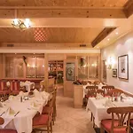 Hotel Am Moosfeld 4*