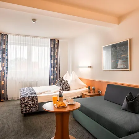 Hotel Am Moosfeld Munich
