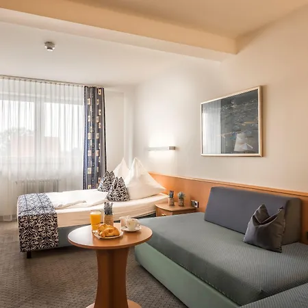 Hotel Am Moosfeld 4*