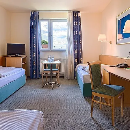 Hotel Am Moosfeld Monachium