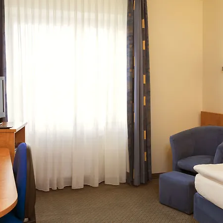 Otel Am Moosfeld Münih