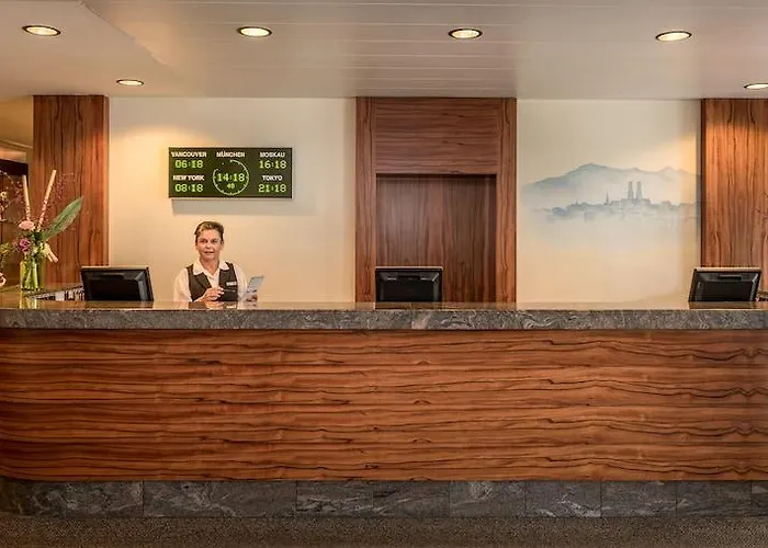 艾玛慕斯菲尔德酒店